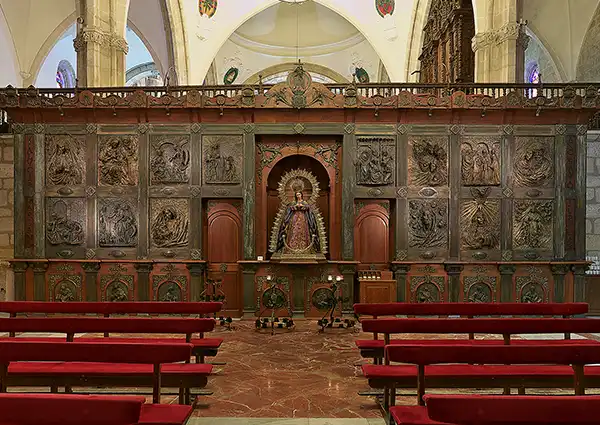 Santa Maria la Mayor Collegiate Church